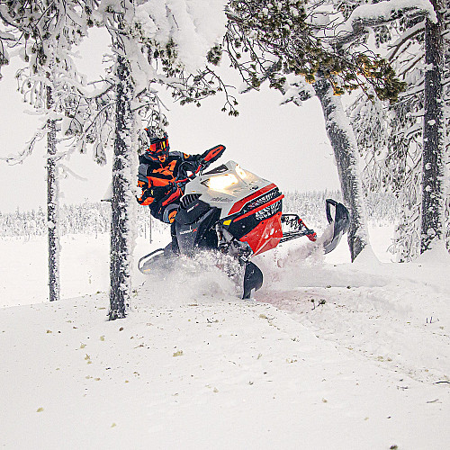 Ski-Doo/LYNX 850 E-TEC Turbo Steg 1 R - 194 Hk